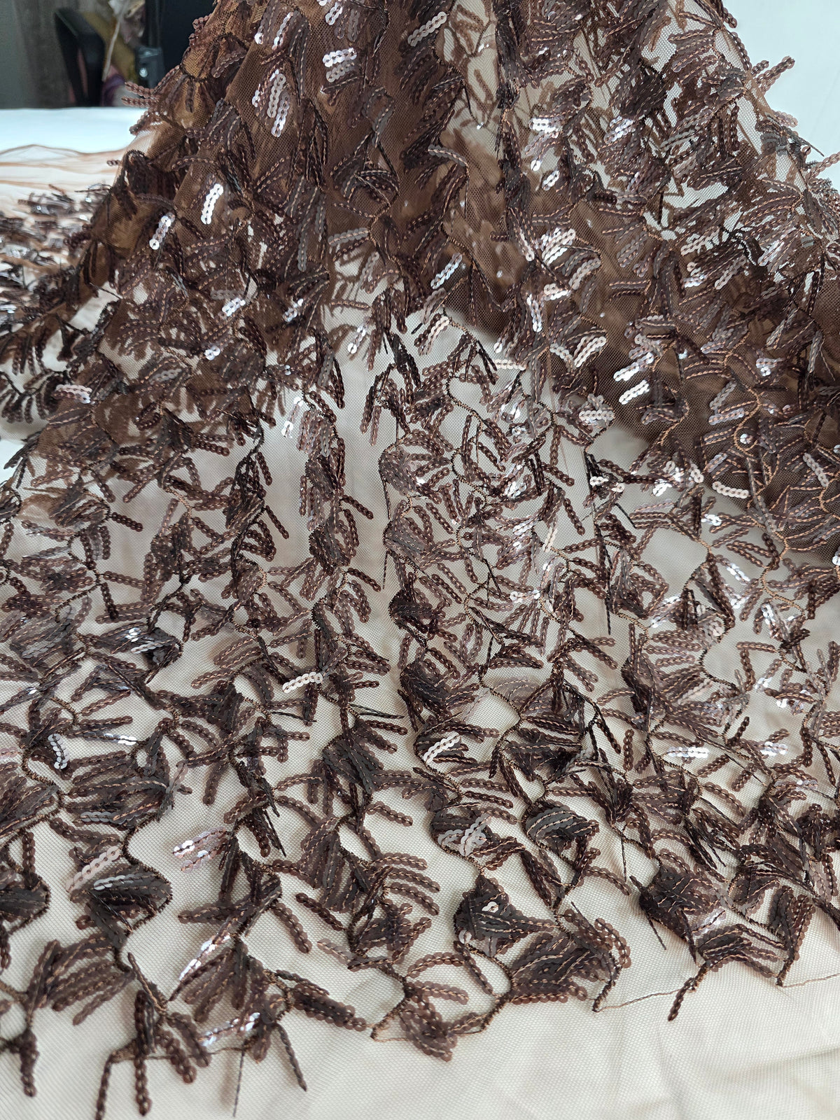 Tul Bordado Con Textura De Flequillos en Lentejuela HH209 ideal para vestidos de noche de boda y de XV años – tela por metro Ceremonia Textil