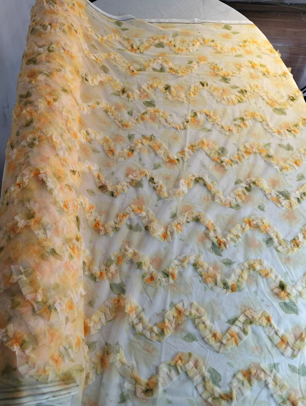 Tul Bordado Floral Con Aplicaciones 3D HH215 ideal para vestidos de noche de boda y de XV años – tela por metro Ceremonia Textil