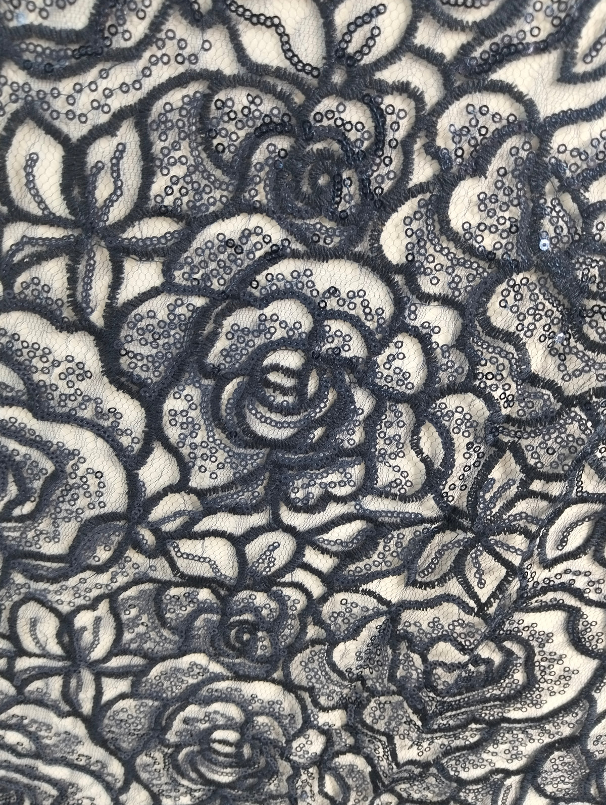 Tul Bordado Diseño Floral Con Lentejuela HH218 ideal para vestidos de noche de boda y de XV años – tela por metro Ceremonia Textil