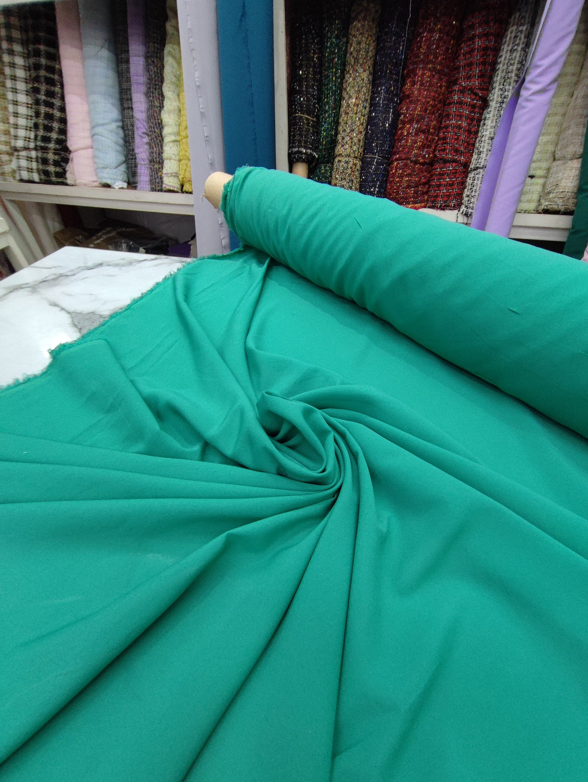HH10 Jade: fotografía real de la tela. Ceremonia Textil. Se vende tela por metro.