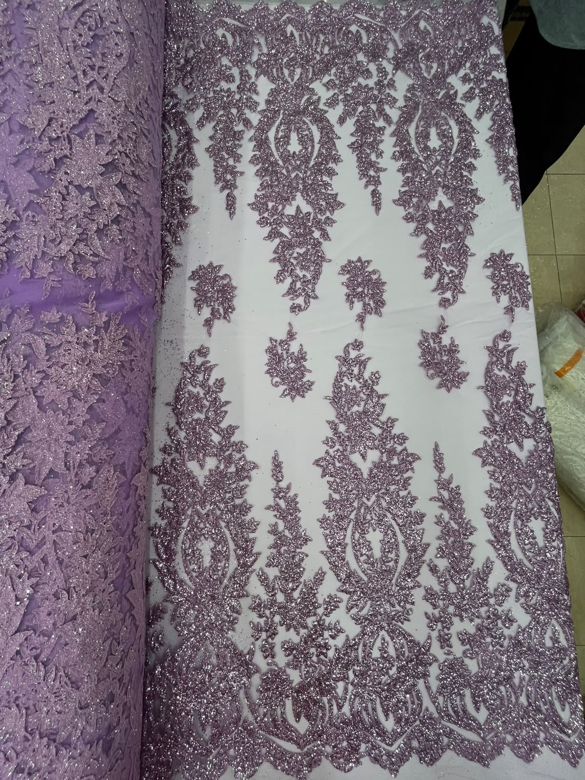 HH277 LILA: fotografía real del tejido y color exacto. Ceremonia Textil. Se vende tela por metro.