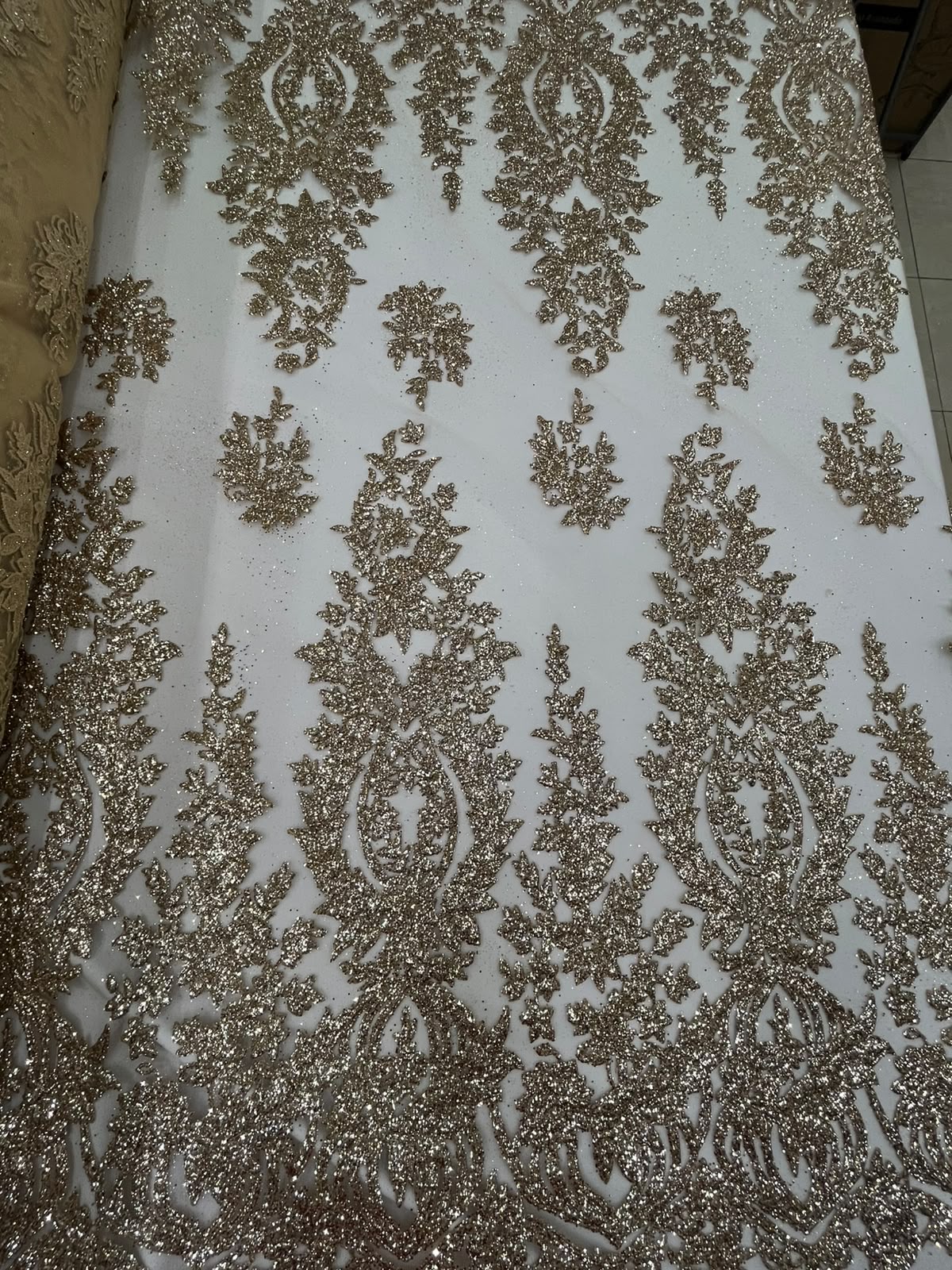 HH277 NUDE: fotografía real de la tela. Ceremonia Textil. Se vende tela por metro.