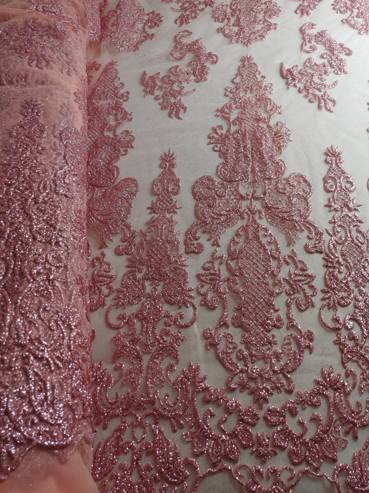 Tul Bordado Con Diseño En Acabado Glitter HH168 ideal para vestidos de noche de boda y de XV años – tela por metro Ceremonia Textil