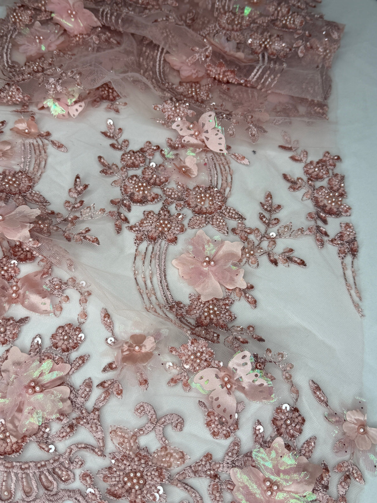 Tul bordado con lentejuela, canutillo y flor y mariposa 3d en tornasol hh237 – tela por metro Ceremonia Textil
