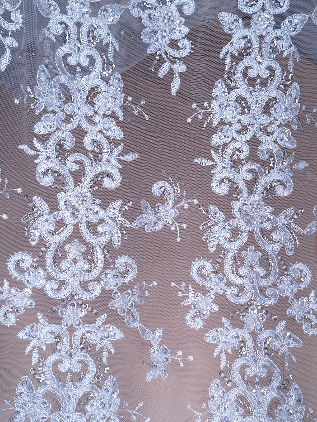 Tul bordado color blanco H156, ideal para vestidos de noche de boda y de XV años – tela por metro Ceremonia Textil
