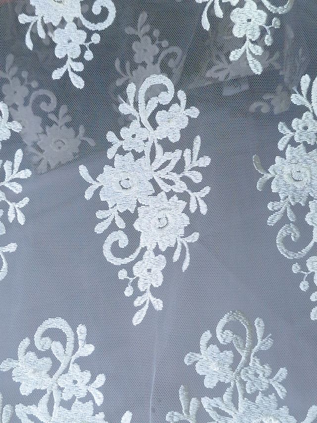 Tul bordado color hueso A955, ideal para vestidos de noche de boda y de XV años – tela por metro Ceremonia Textil