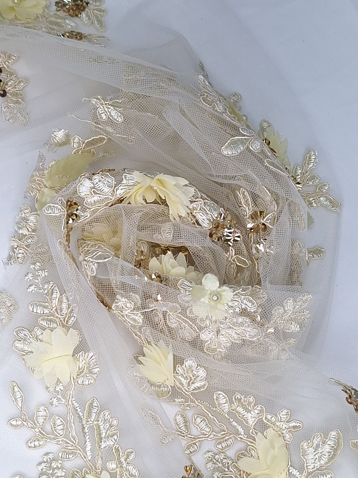 Tul bordado Con Flores 3d, Perla, Lentejuela H134, ideal para vestidos de noche de boda y de XV años – tela por metro Ceremonia Textil