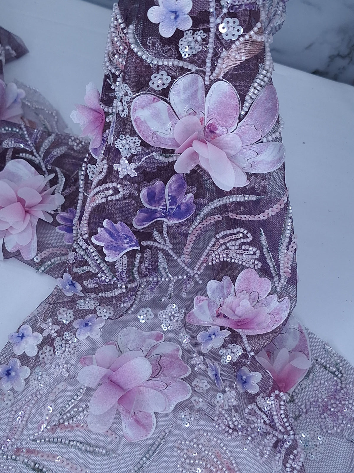 Tul bordado Con Flores 3d, Chaquira y Lentejuela H150 ideal para vestidos de noche de boda y de XV años – tela por metro Ceremonia Textil