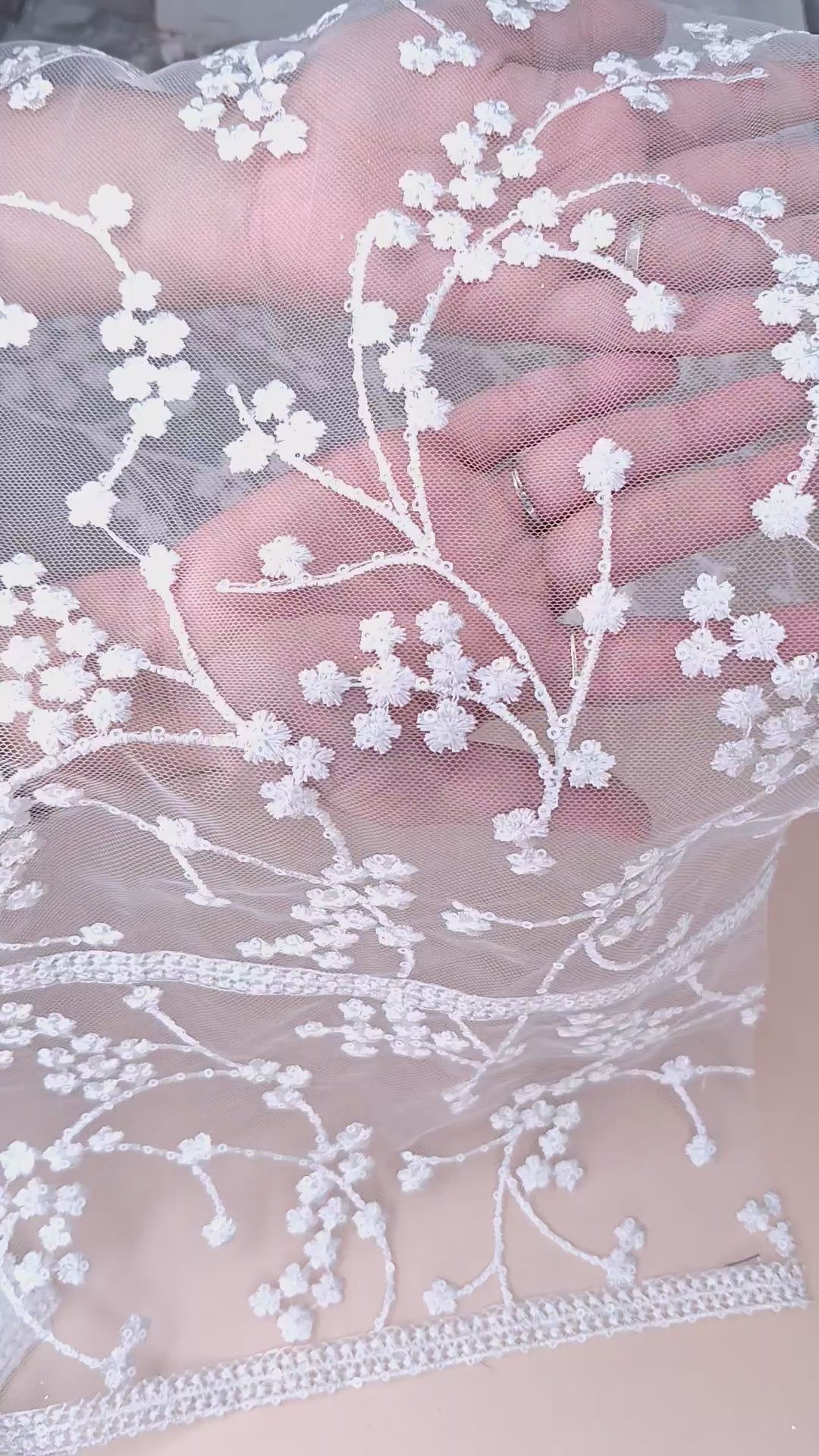 Tul bordado H105, ideal para vestidos de noche de boda y de XV años